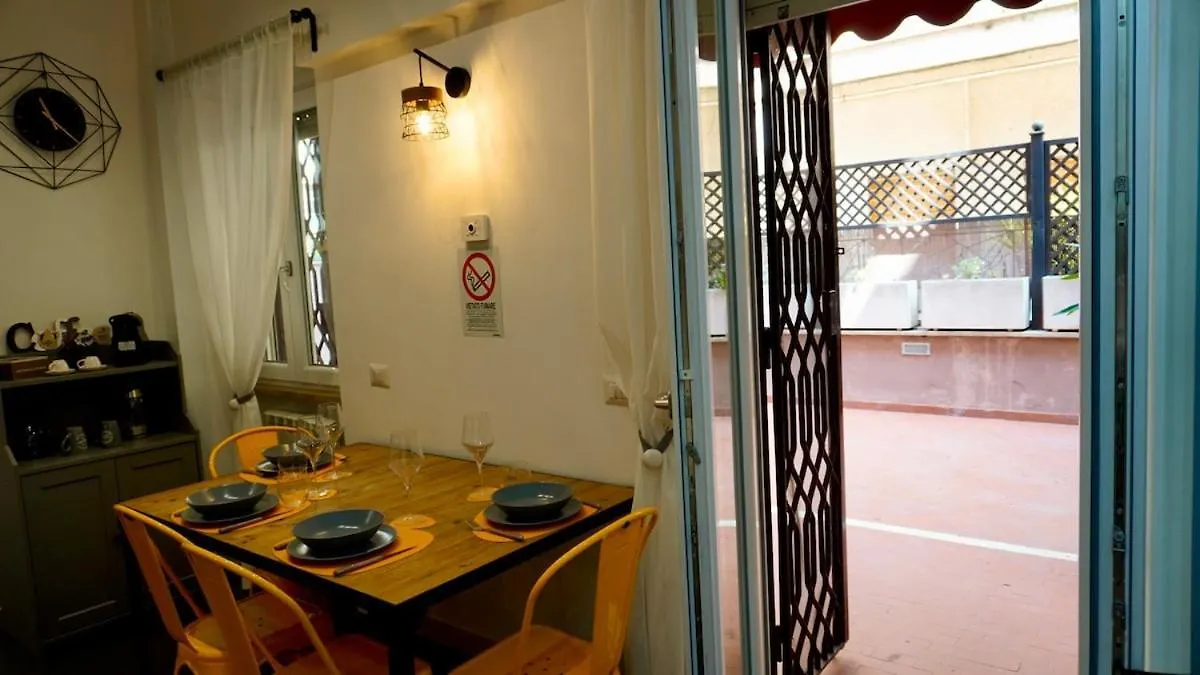 Apartament Cozy Urban Retreat Near Centocelle Park & Metro Rzym
